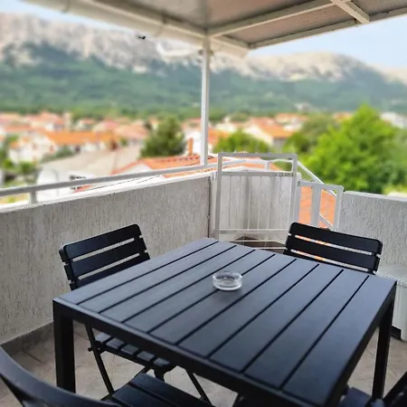 In By Interhome Apartament