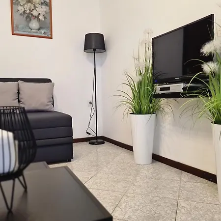 In By Interhome * Baška